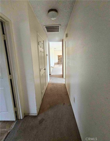 22684 Powhatan, Apple Valley, CA 92308