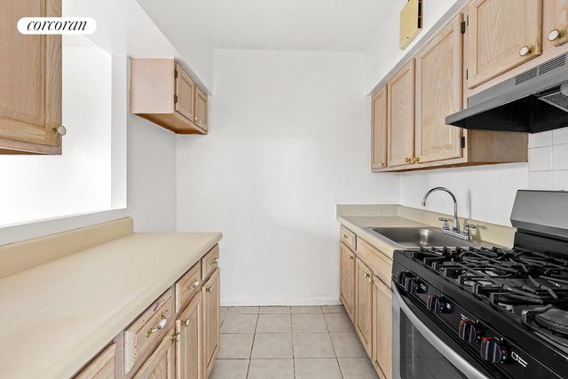 929 GATES Avenue, New York City, NY 11221