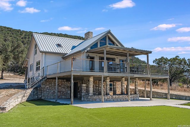 254 N. Fork Bonner Rd, Leakey, TX 78873