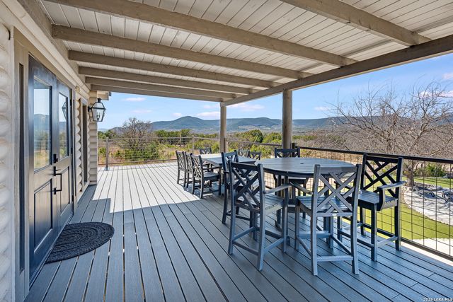 254 N. Fork Bonner Rd, Leakey, TX 78873