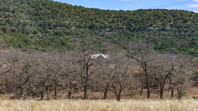 254 N. Fork Bonner Rd, Leakey, TX 78873