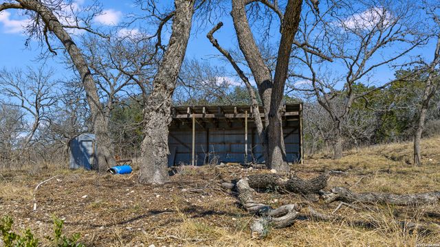 254 N. Fork Bonner Rd, Leakey, TX 78873