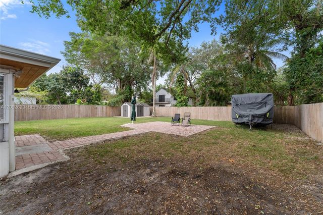 6820 SW 77th Terrace, South Miami, FL 33143