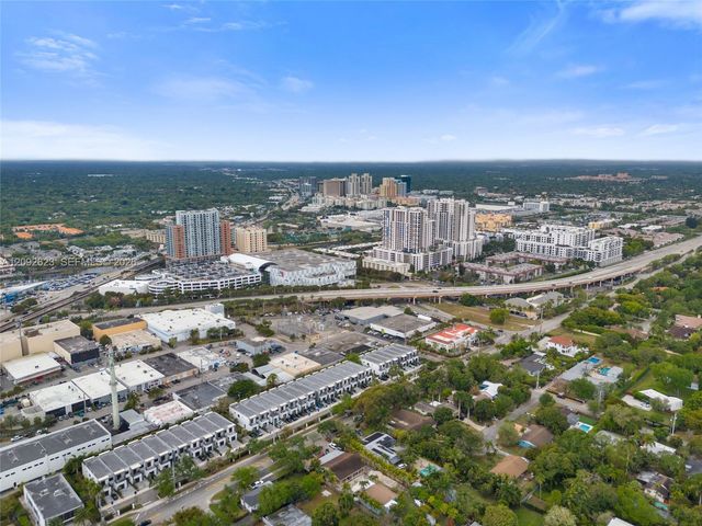 6820 SW 77th Terrace, South Miami, FL 33143