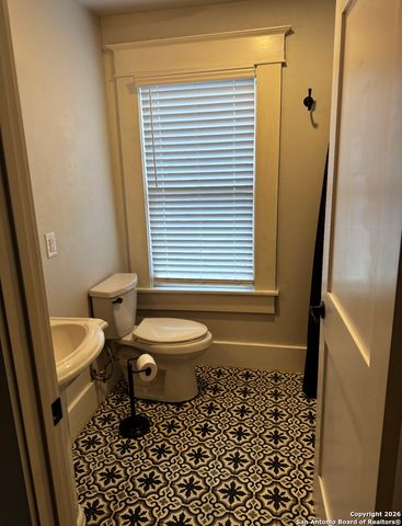 229 Nelson Ave, San Antonio, TX 78210