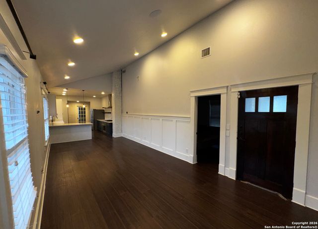 229 Nelson Ave, San Antonio, TX 78210