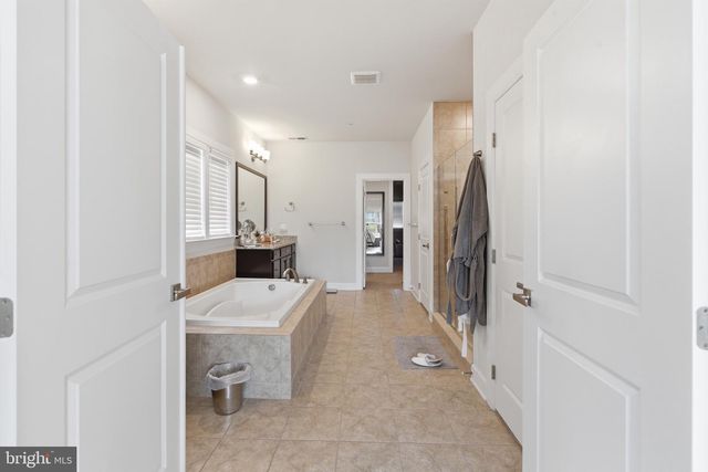 13603 HEBRON LN, Upper Marlboro, MD 20774