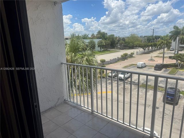 8075 NW 7th Street 403, Miami, FL 33126