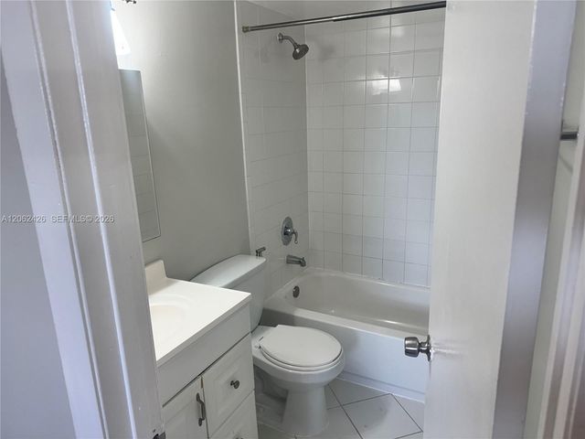 8075 NW 7th Street 403, Miami, FL 33126