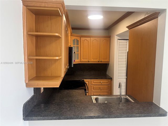 8075 NW 7th Street 403, Miami, FL 33126