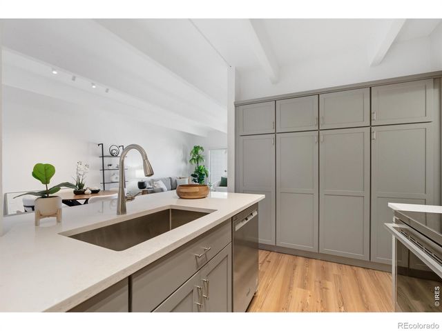 551 N Pearl Street 303, Denver, CO 80203