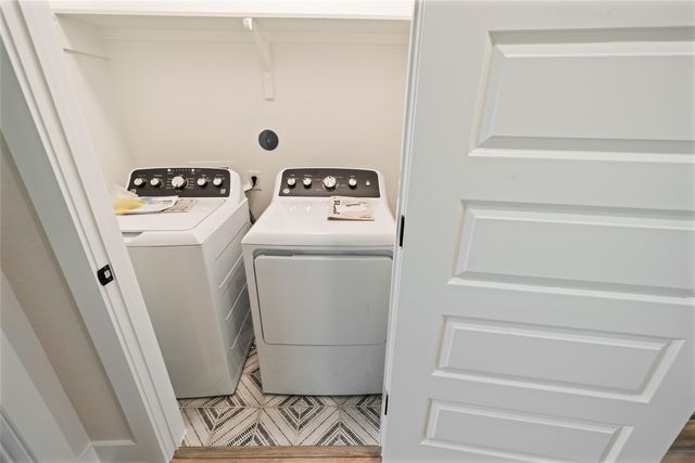 1003 E 33rd Street, Houston, TX 77022