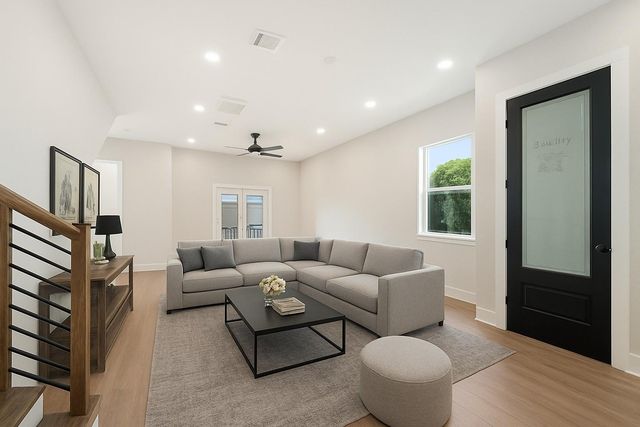 1003 E 33rd Street, Houston, TX 77022