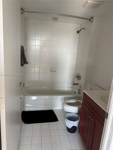 36 NW 6th Ave 802, Miami, FL 33128