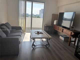 36 NW 6th Ave 802, Miami, FL 33128