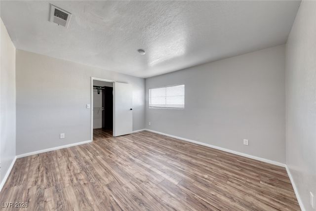 4762 Cessna Avenue, Las Vegas, NV 89115