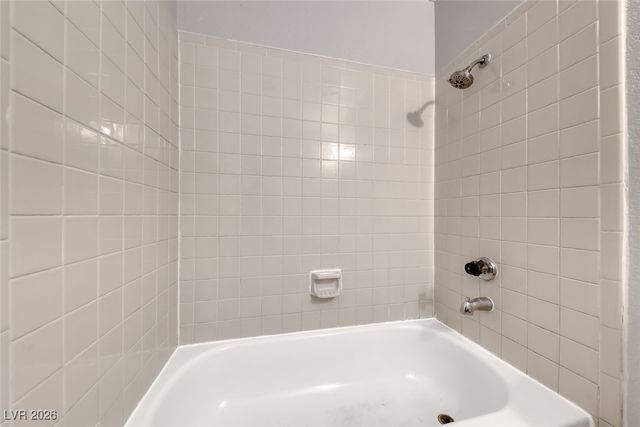 4762 Cessna Avenue, Las Vegas, NV 89115