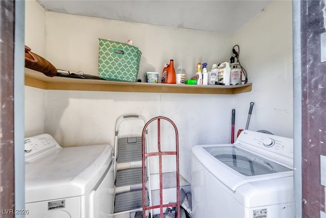 4762 Cessna Avenue, Las Vegas, NV 89115