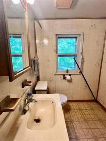 W15640 OLD COUNTY ROAD D, Wittenberg, WI 54499