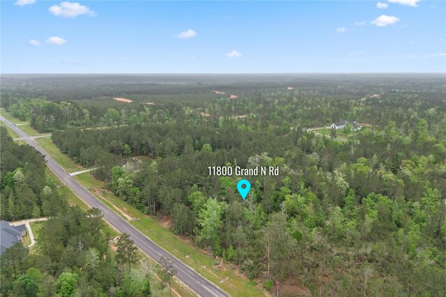 11800 Grand North Road, Willis, TX 77378