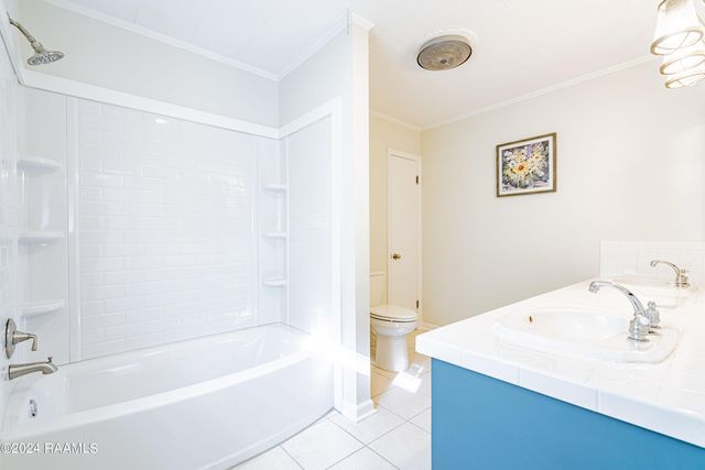 4904 Coteau Road, New Iberia, LA 70560