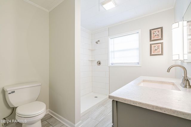 4904 Coteau Road, New Iberia, LA 70560