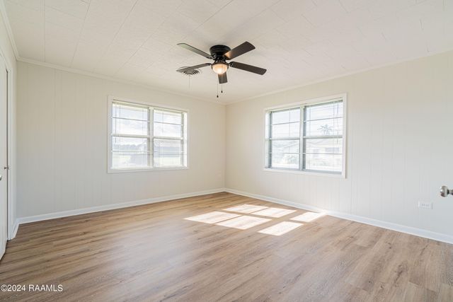 4904 Coteau Road, New Iberia, LA 70560