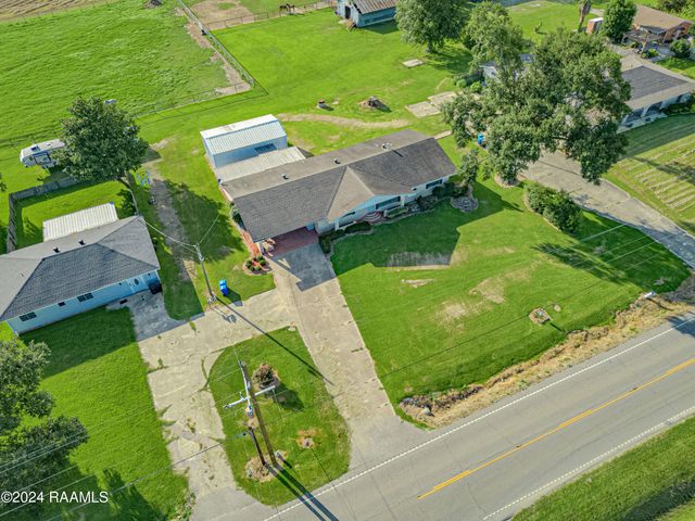 4904 Coteau Road, New Iberia, LA 70560