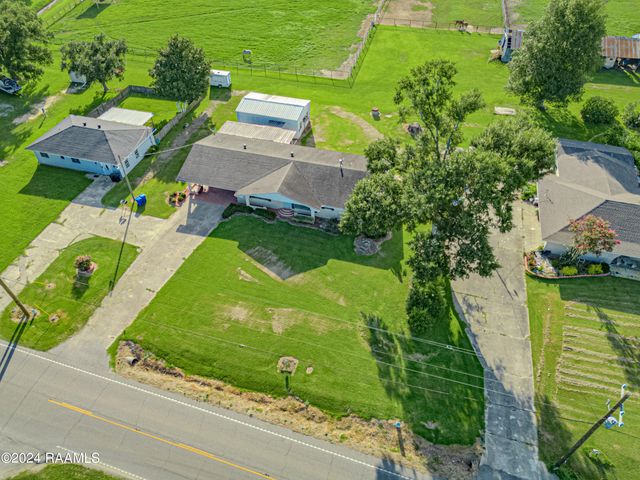 4904 Coteau Road, New Iberia, LA 70560