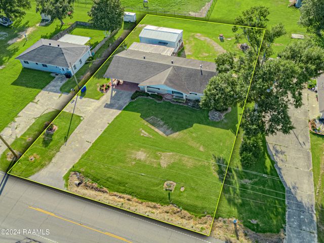 4904 Coteau Road, New Iberia, LA 70560