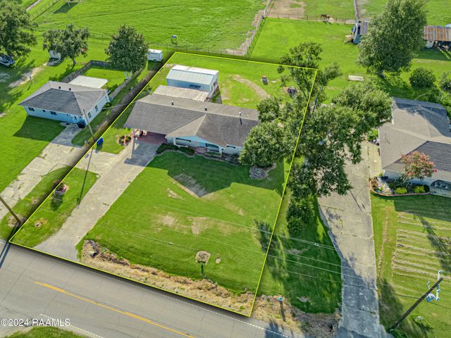 4904 Coteau Road, New Iberia, LA 70560