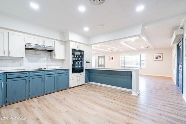 4904 Coteau Road, New Iberia, LA 70560