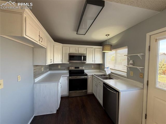 770 Memory Lane, Fountain, CO 80817