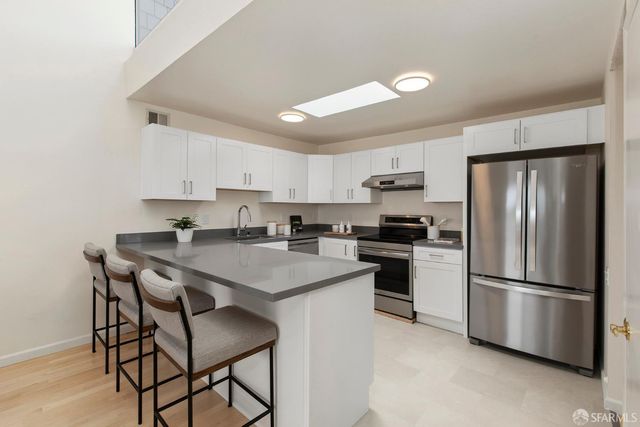 1 Topaz Way, San Francisco, CA 94131