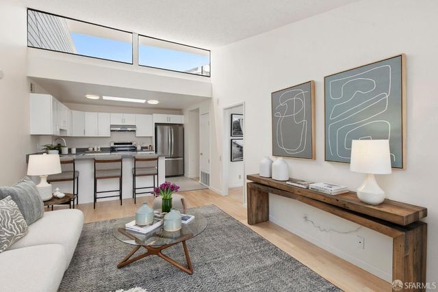 1 Topaz Way, San Francisco, CA 94131