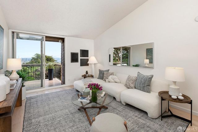 1 Topaz Way, San Francisco, CA 94131