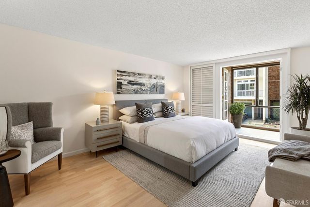 1 Topaz Way, San Francisco, CA 94131