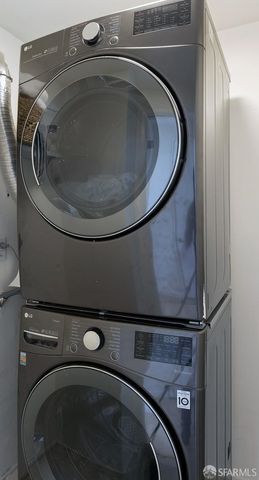 1 Topaz Way, San Francisco, CA 94131