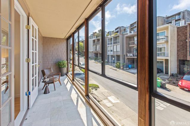 1 Topaz Way, San Francisco, CA 94131