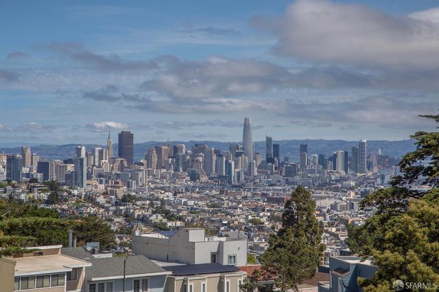 1 Topaz Way, San Francisco, CA 94131