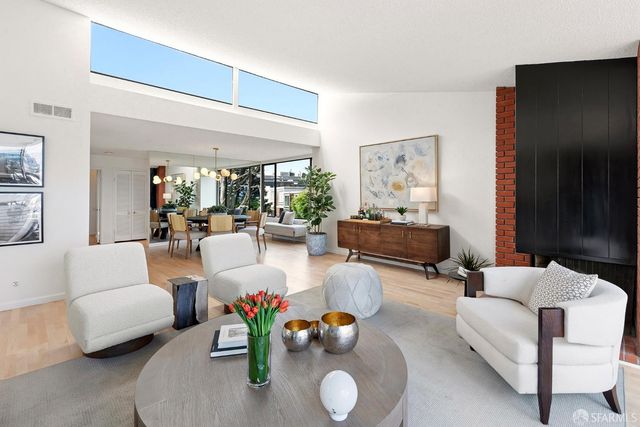 1 Topaz Way, San Francisco, CA 94131