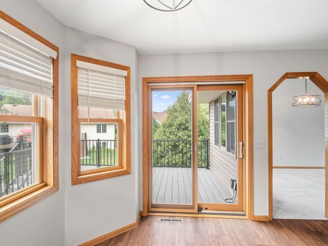 14806 Hallmark Drive, Apple Valley, MN 55124