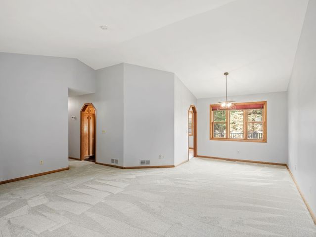 14806 Hallmark Drive, Apple Valley, MN 55124