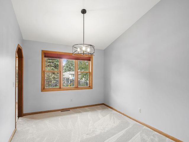 14806 Hallmark Drive, Apple Valley, MN 55124