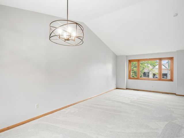 14806 Hallmark Drive, Apple Valley, MN 55124