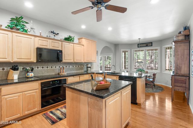 3948 WESTWOOD Circle, Flagstaff, AZ 86005