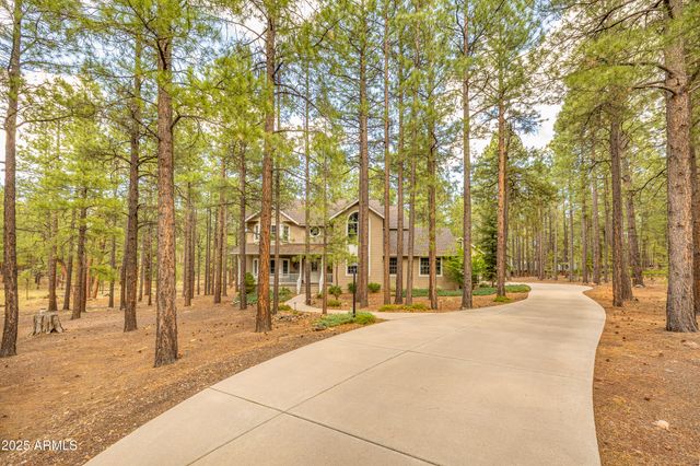 3948 WESTWOOD Circle, Flagstaff, AZ 86005