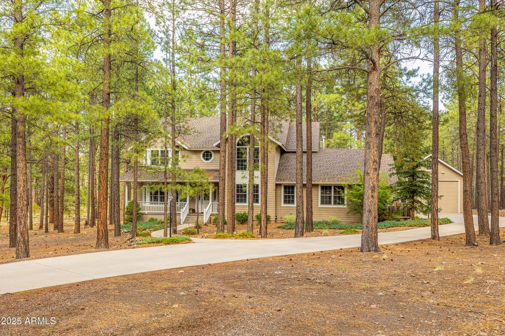 3948 WESTWOOD Circle, Flagstaff, AZ 86005