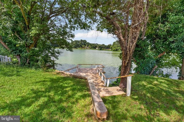 8547 HEARNS POND RD, Seaford, DE 19973