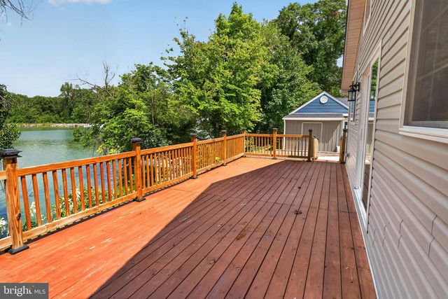 8547 HEARNS POND RD, Seaford, DE 19973
